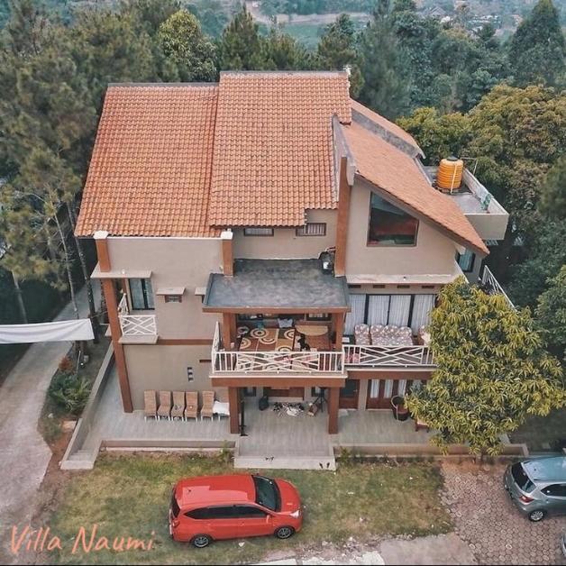 Villa Naumi Bandung Exterior photo