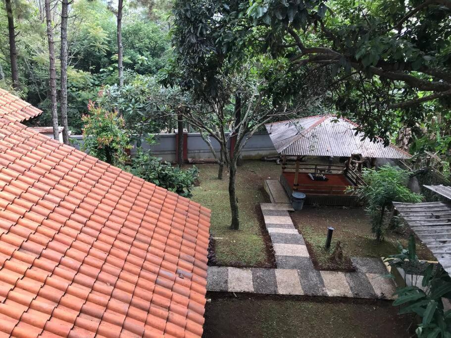 Villa Naumi Bandung Exterior photo